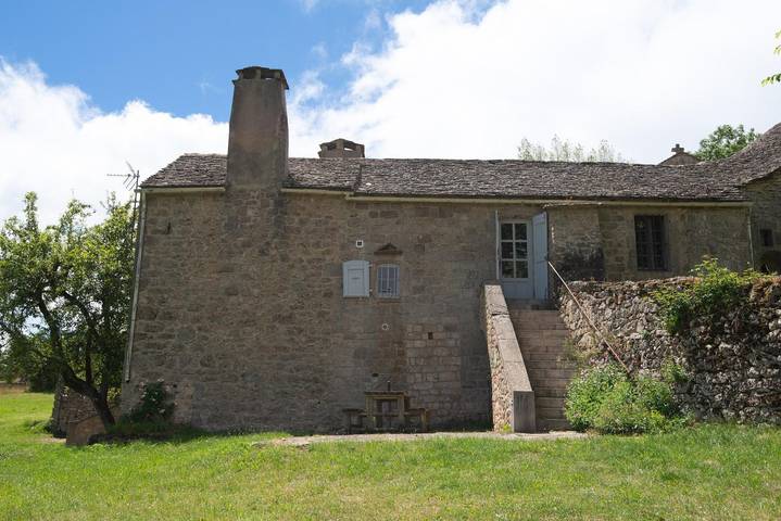 Gîte pour 3 personnes, avec Terrasse ainsi que Jardin et Vue