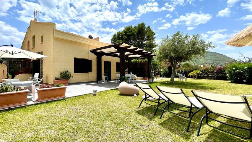Villa per 8 persone, con giardino e piscina per bambini nonché piscina e panorama - 1
