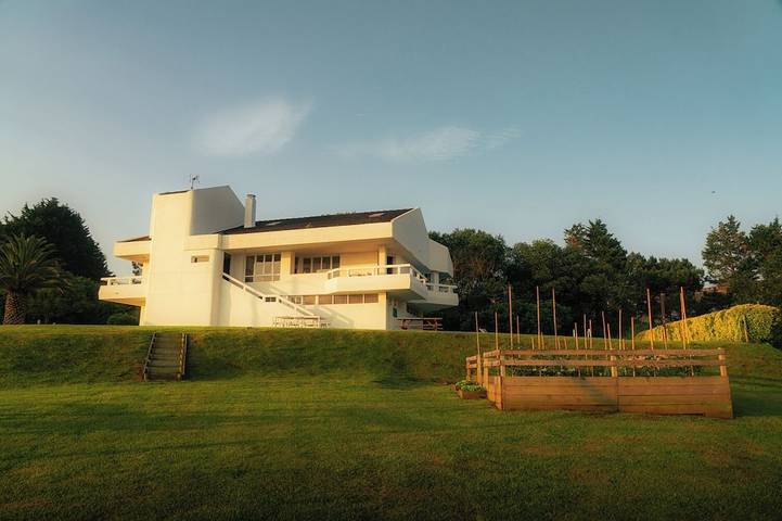 Villa für 26 Personen, mit Balkon und Garten - 1