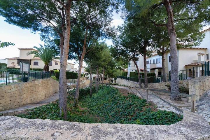 Casa rural para 6 personas, con jardín y vistas además de piscina y piscina para niños, Se admiten mascotas en Finestrat - 4