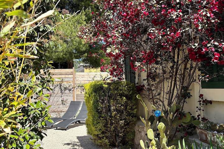 Casa vacanza per 6 persone, con giardino e terrazza, con animali domestici in Cassis