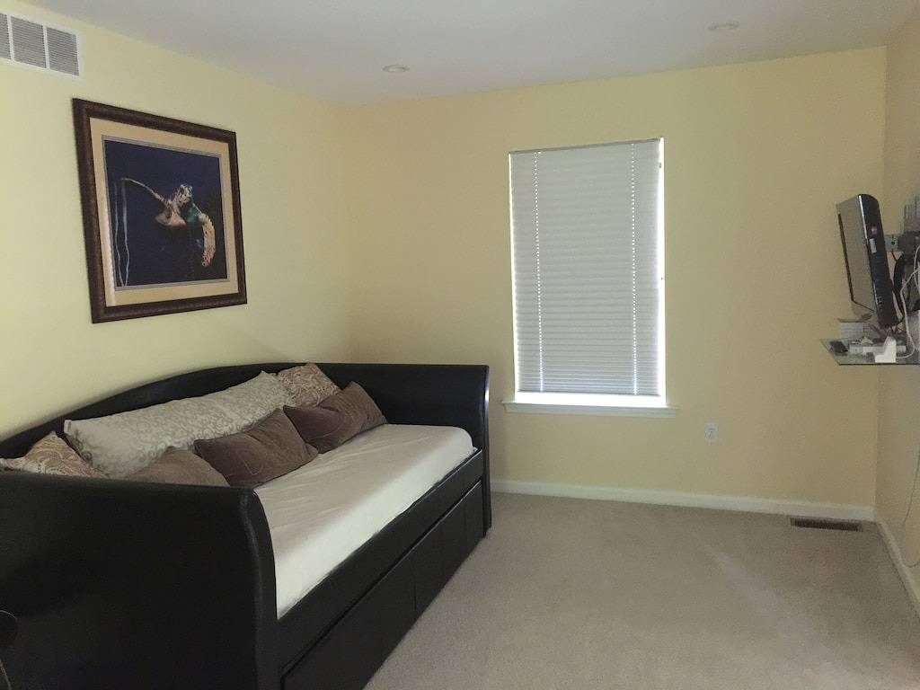 Vacation Home for 12 Guests in Masthope, Pocono Mountains