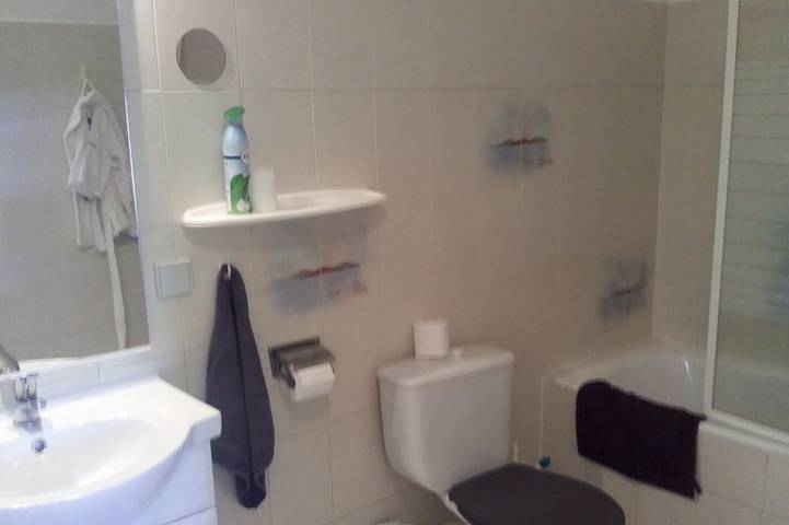 Location de vacances pour 4 personnes, avec jardin et balcon dans Plage du Ruppione - 4