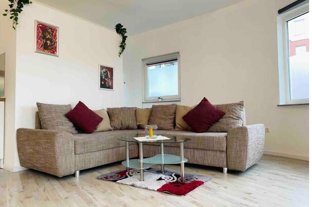 Gemütliches Bungalow, kontakloser Check-in, Zentral in Duisburg, Niederrhein