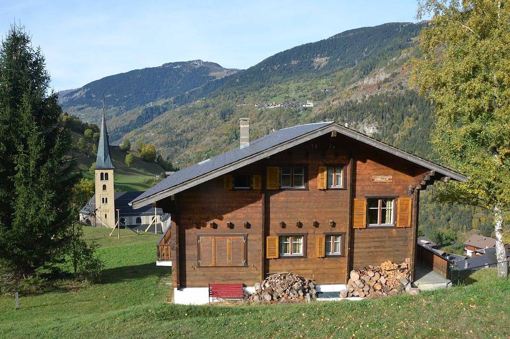 Ganze Wohnung, Erdgeschoss Fewo Chalet Mallum - Haus Mallum in Grengiols, Aletsch Arena