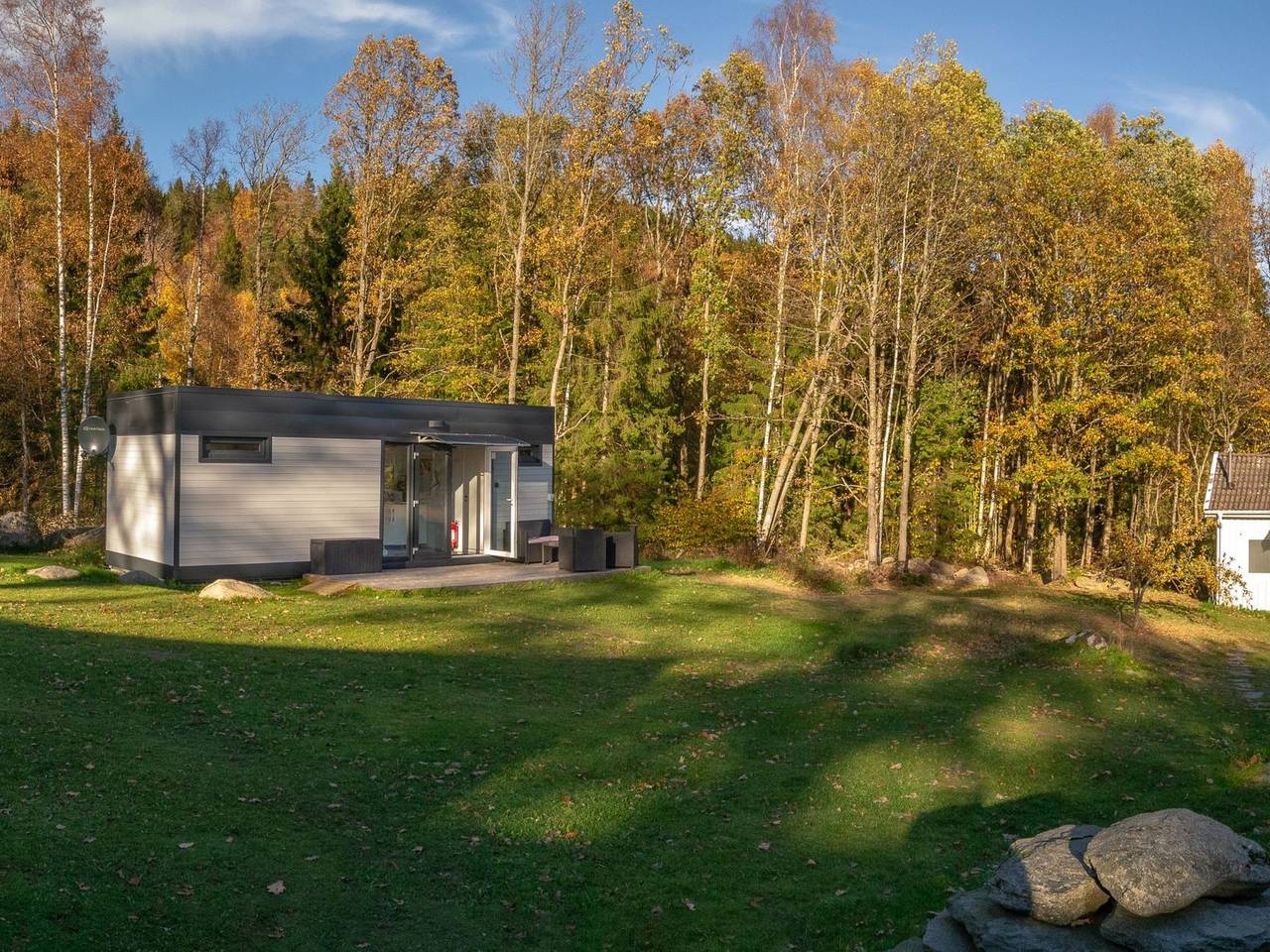 Ganze Wohnung, Schwedisches Glück, zwischen Wäldern und einem See in Härryda, Västergötland