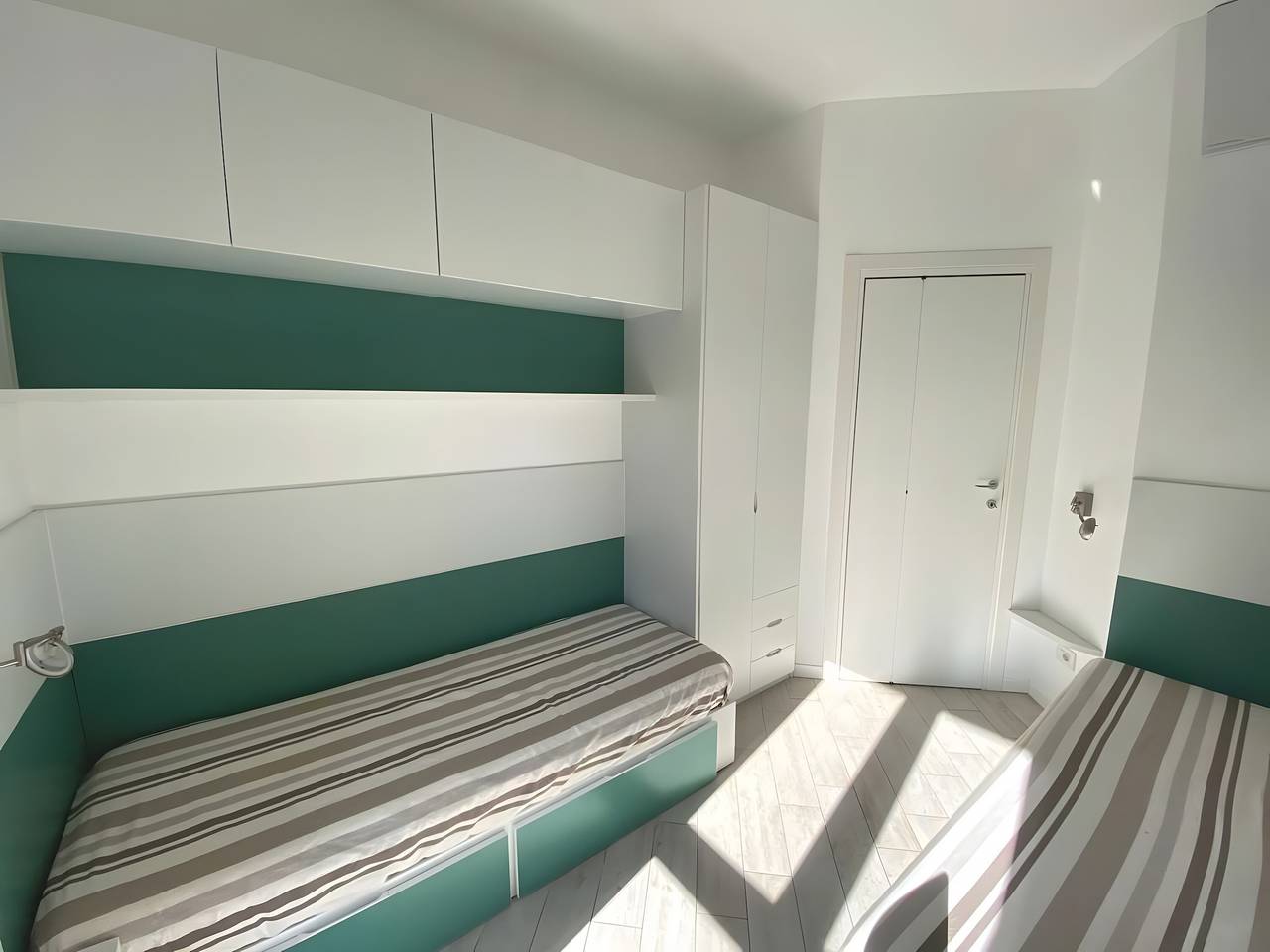 Entire apartment, Apartment 'Solaria' with Balcony, Wi-Fi and Air Conditioning in Rapallo (City), Rapallo