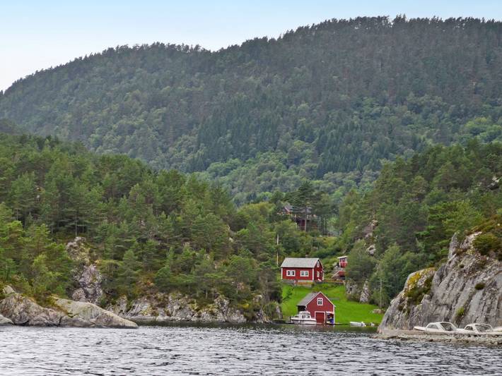 Laksevågen in Tysnes