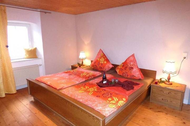 Ferienhaus für 8 Personen, mit Balkon in Blankenheim