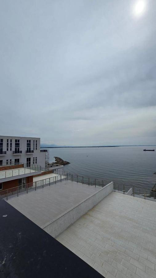 Appart’hôtel pour 3 personnes, avec vue et balcon