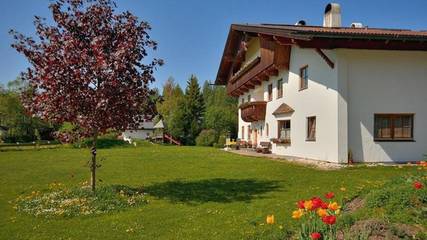 Ferienwohnung für 4 Personen, mit Balkon und Garten in Leutasch