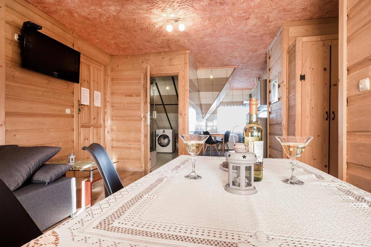 Grota zbójnicka apartament i pokoje in Leśnica, Karpaty (Polska)