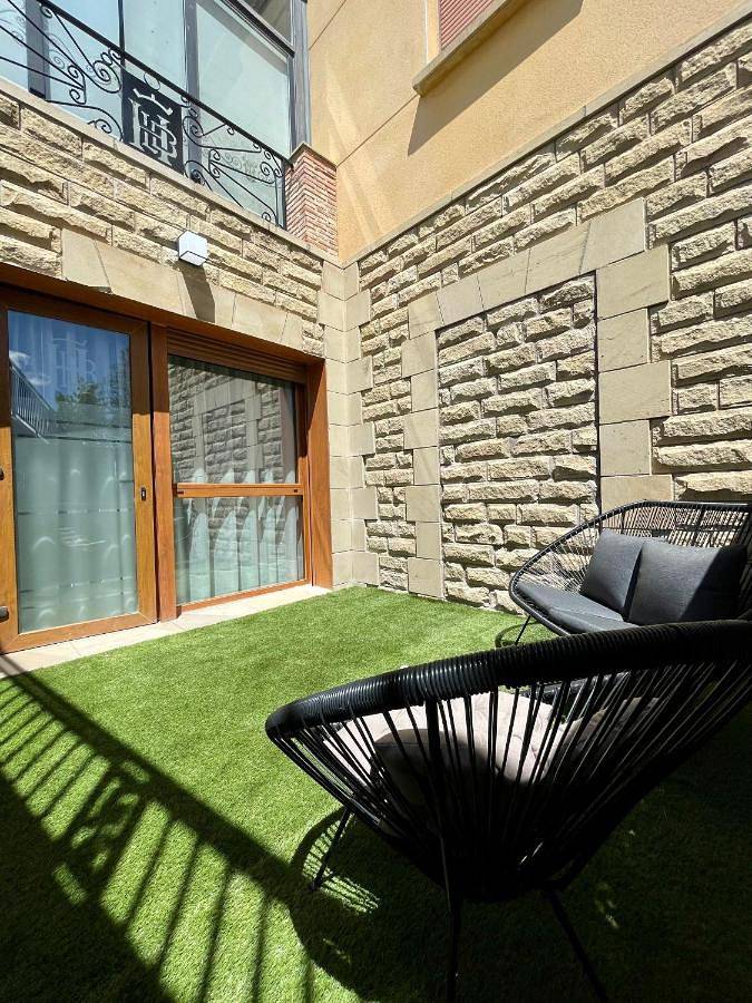 Casa rural para 3 personas, con jardín y vistas al lago en Pinares (Soria) - 2