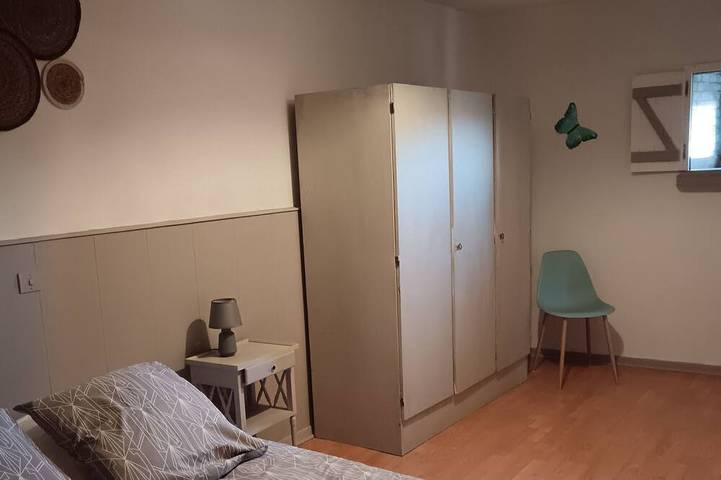 Location de vacances pour 5 personnes, avec terrasse, animaux acceptés à Gray - 2