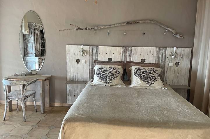 Location de vacances pour 6 personnes, avec terrasse et jardin dans Plage de Tiuccia - 4