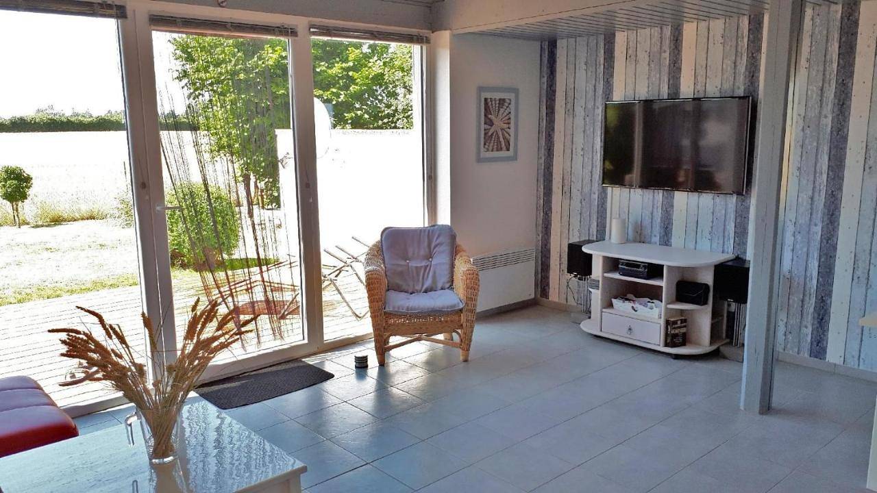 Ferienhaus mit Grill und Garten in Neukirchen in Kraksdorf, Neukirchen