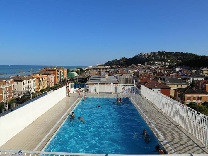 Gîte pour 6 personnes, avec balcon et piscine à Cupra Marittima - 3