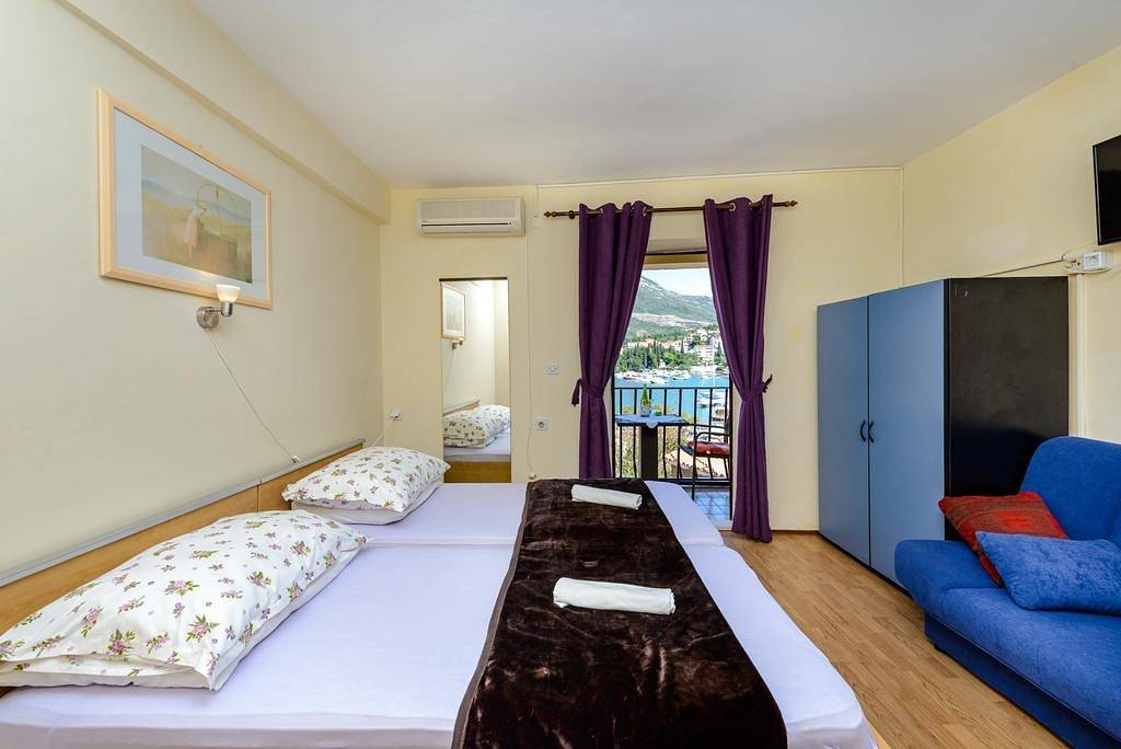 Ganze Wohnung, Ferienwohnung in Cavtat mit Meerblick, Balkon, Klimaanlage, W-Lan (3686-2) in Cavtat, Dubrovnik-Neretva