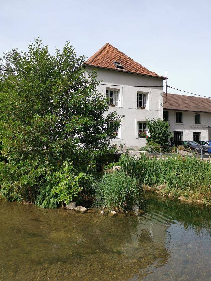 Cottage pour 2 personnes, avec jardin et terrasse à Clerques
