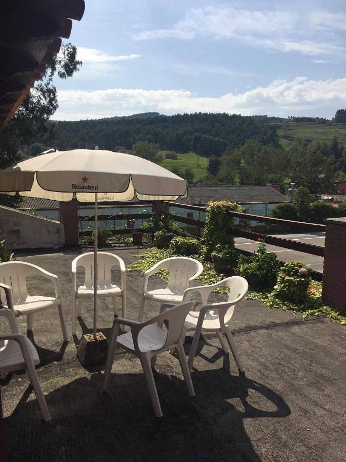 Apartamento entero, La Casa de la Carpintería in Piélagos, Costa de Cantabria