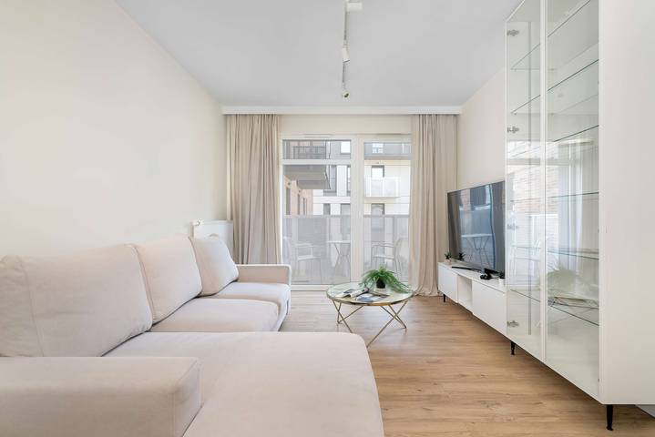 Entire apartment, Spacious Apartment with a balcony | Close to the Airport in Poznan, Greater Poland