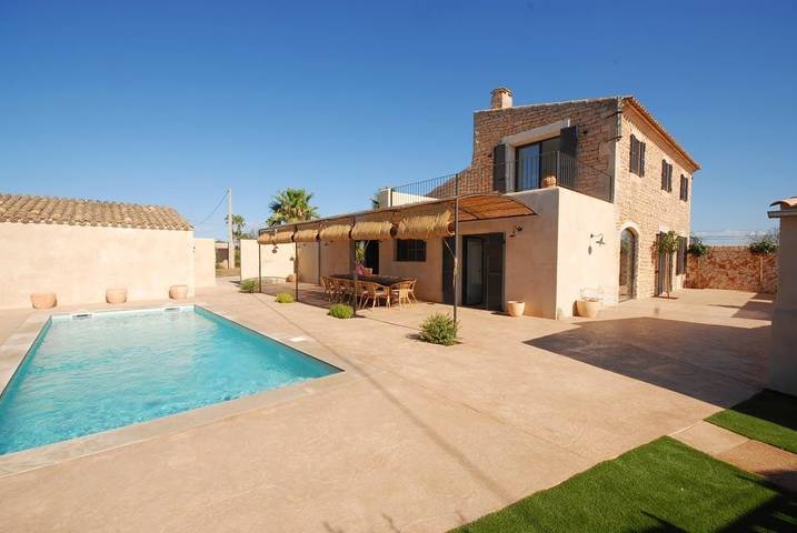 Ferienhaus für 5 Personen, mit Terrasse und Garten in Es Llombards