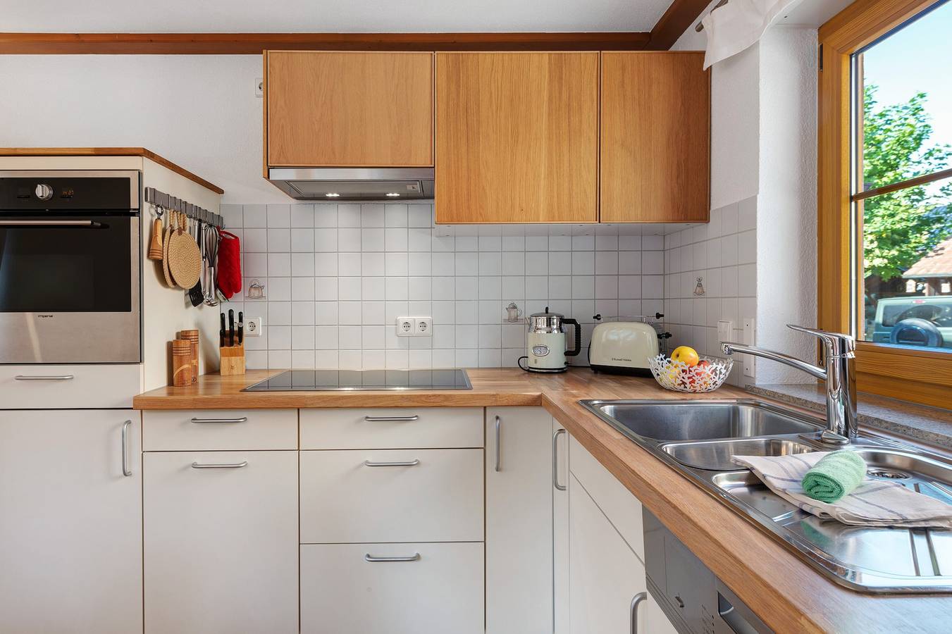 Ganze Wohnung, Ferienwohnung 'Stübele' mit Gemeinschaftsterrasse, Gemeinschaftsgarten und Wi-Fi in Bad Bellingen, Südschwarzwald