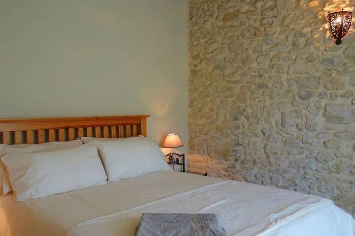 Location de vacances pour 6 personnes, avec Terrasse ainsi que Jardin et Piscine à Mirepoix - 2