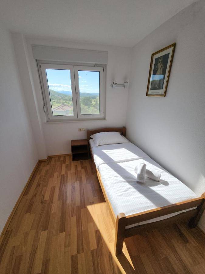 Chambre d’hôte pour 2 personnes, avec balcon dans Međugorje - 4