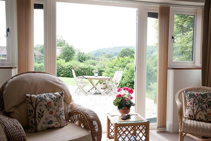 B&b for 2 people, with garden and terrace as well as view in Hampshire