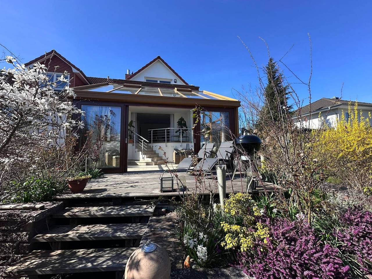 Ganze Ferienwohnung, Haus Ostseesprung - Fewo Sarah Hochparterre gratis Wlan, Parkplatz und gem. Garten - Gemütliche Ferienwohnung Sarah - Haus Ostseesprung - Garten, Wlan in Bad Doberan in Bad Doberan (Stadt), Bad Doberan