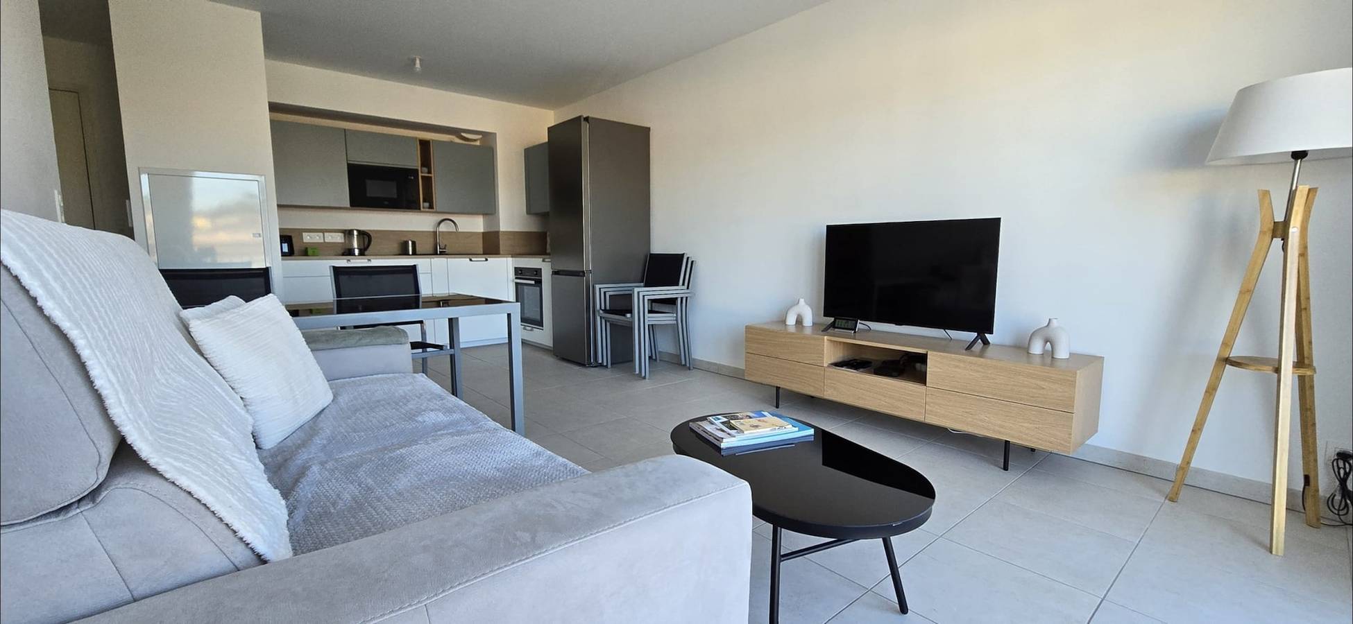 Ganze Wohnung, Ferienwohnung für 2 Personen mit Terrasse in Cogolin, Mittelmeerküste (Frankreich)