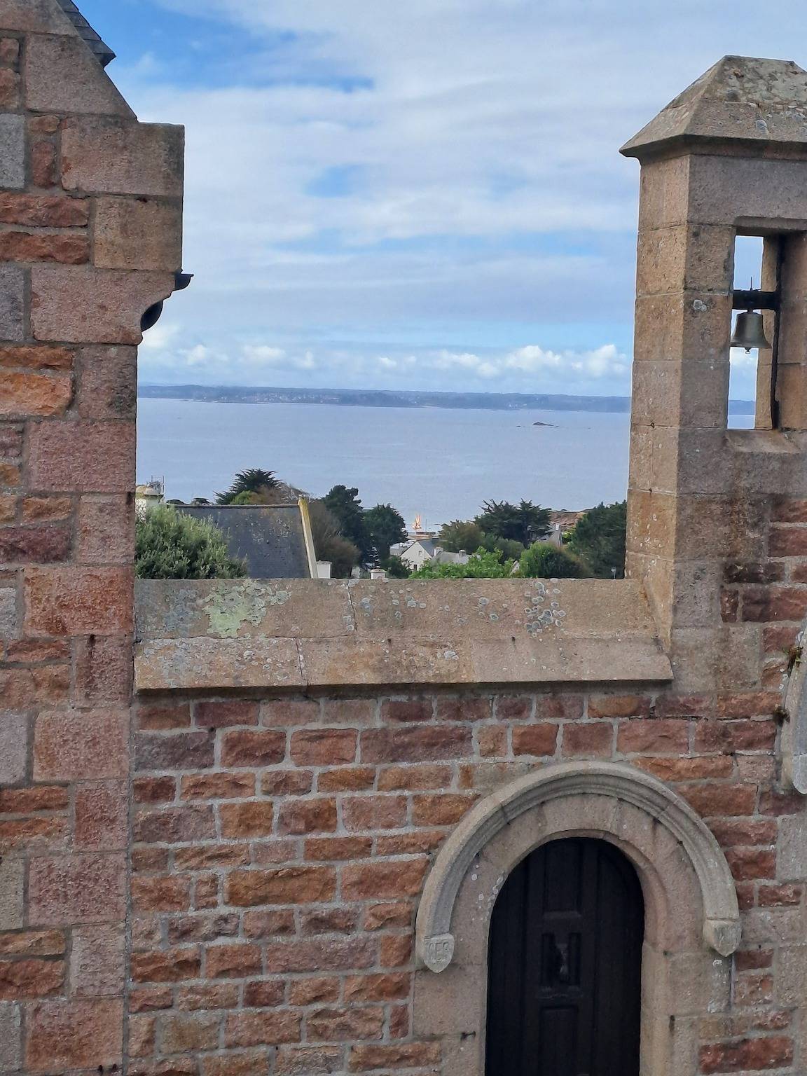 Maison de Molène : maison de vacances avec vue sur mer à Trébeurden in Trébeurden, Côte de Granit Rose