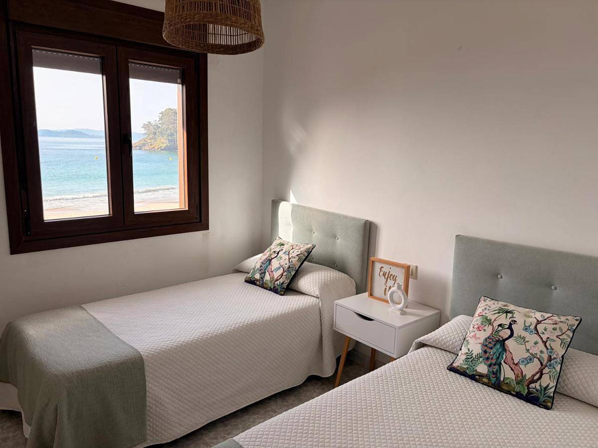 Apartamento inteiro, Apartment with Sea View in Praia de Caneliñas (Sanxenxo), Sanxenxo