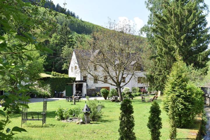 Ferienwohnung für 4 Personen, mit Garten und Balkon, kinderfreundlich in Zell (Mosel) - 2