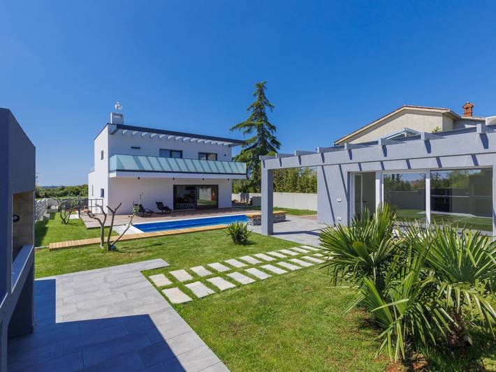 Ferienhaus für 8 Personen, mit Pool und Garten in Pula - 2