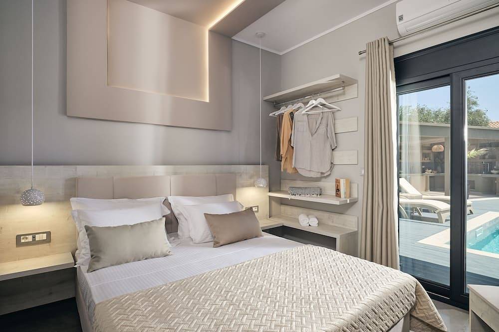 Minas Villa, a Magical Sanctuary with Heated Private Pool & Outdoor Playground in Kipseli, Zakynthos