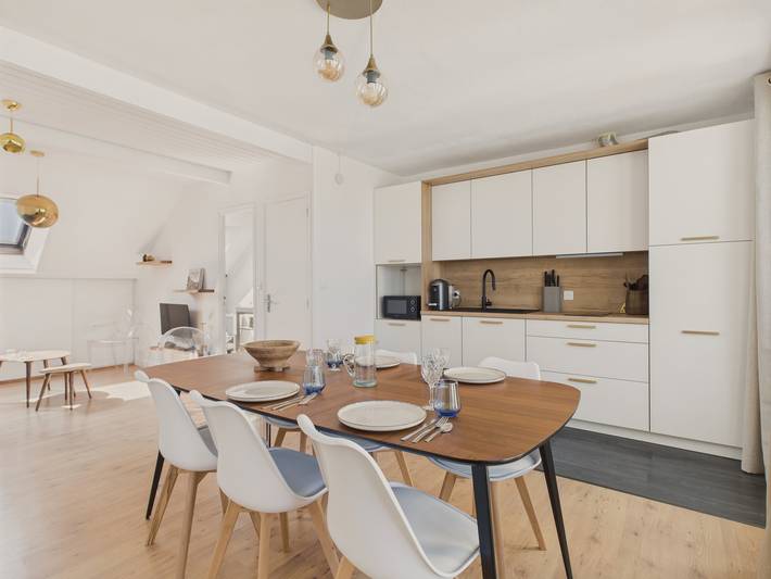 Vacation rental for 3 people, with balcony in France