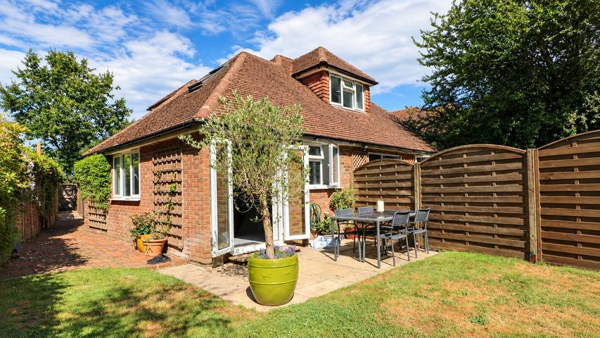 Holiday rental for 6 people, with Terrace and Garden in Surrey Hills