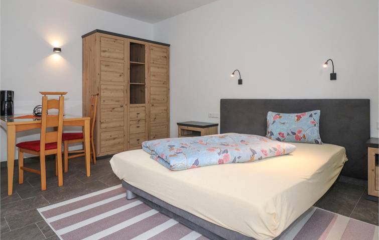 Ganze Ferienwohnung, Gemütliche Wohnung in Strandnähe & Restaurants in Fieberbrunn in Loferer und Leoganger Steinberge, Fieberbrunn