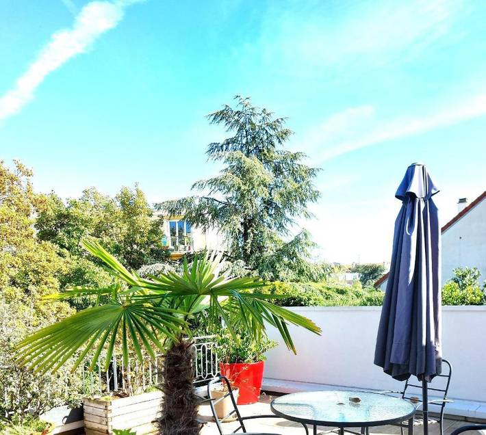 Gîte pour 4 personnes, avec Terrasse et Vue à Rueil-Malmaison - 2