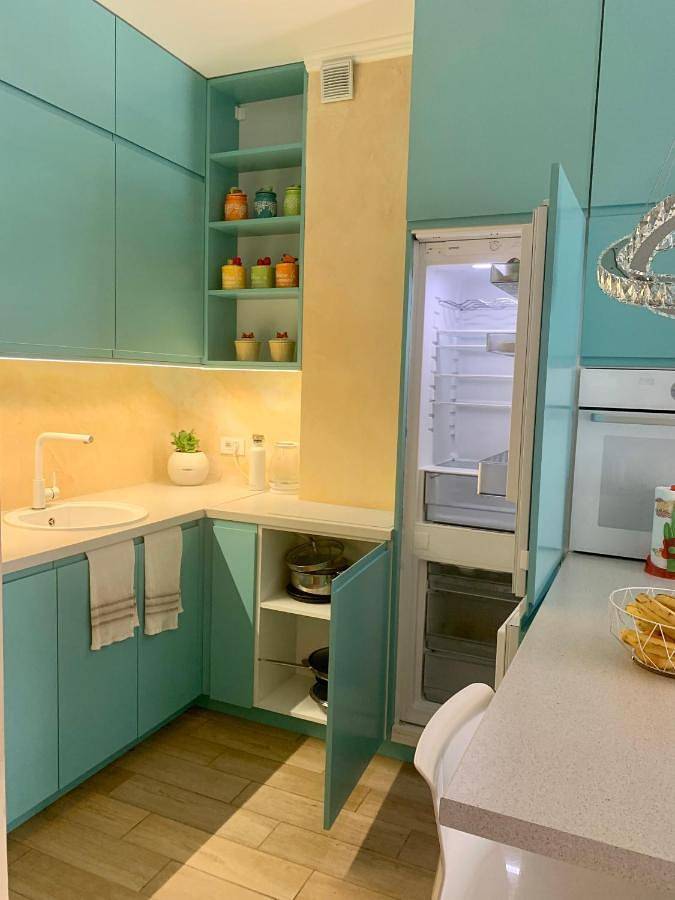 Ferienwohnung für 2 Personen, mit Ausblick und Terrasse in Budva - 3