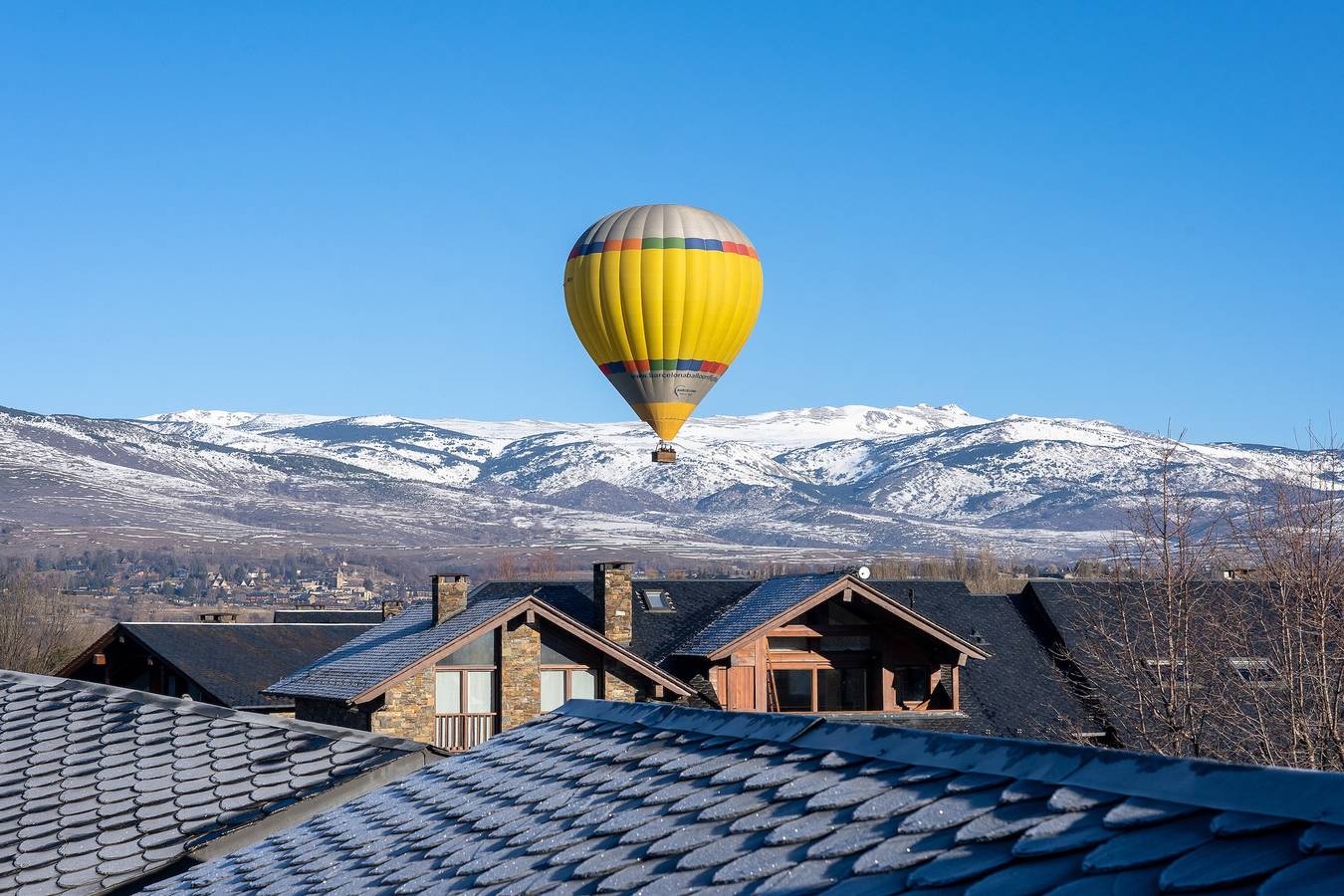 Ferienhaus "Casa Fontanals de Cerdanya" mit Bergblick, Wlan, Terrasse und Garten in Fontanals de Cerdanya, Katalanische Pyrenäen