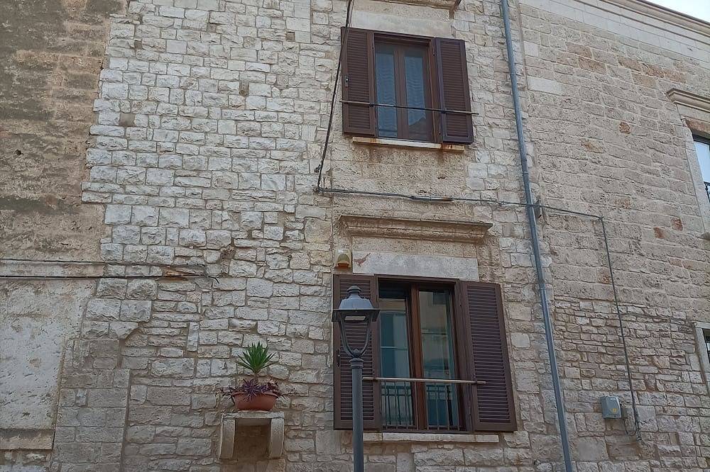 Mary's Niche in Bisceglie, Barletta-Andria-Trani