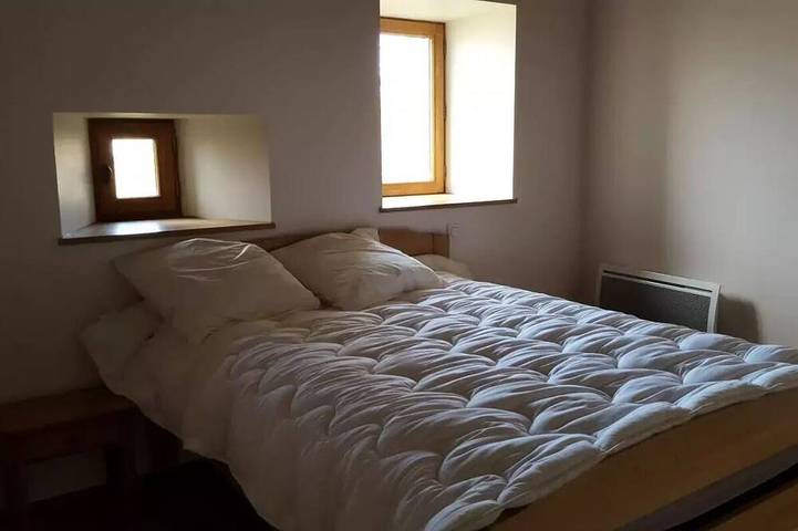 Location de vacances pour 12 personnes, avec terrasse dans Saint-Angel - 4