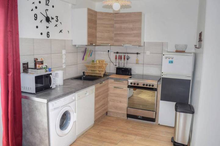 Gîte pour 2 personnes, avec Jardin à Bréhémont