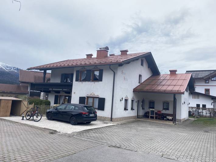 Ferienwohnung für 3 Personen, mit Balkon im Chiemgau - 2
