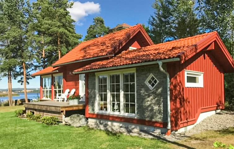 Ferienhaus für 2 Personen, mit Terrasse und Garten sowie Seeblick in Värmland