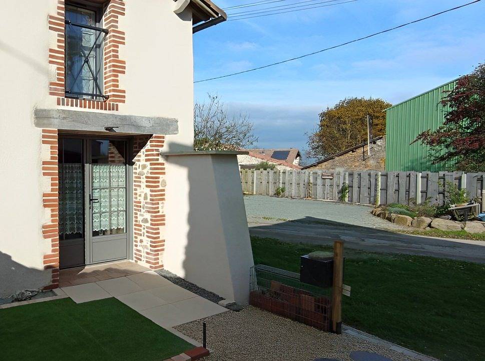 Gîte L'Étable, aux Charmes de Castellariis in Pouzauges, Fontenay-le-Comte