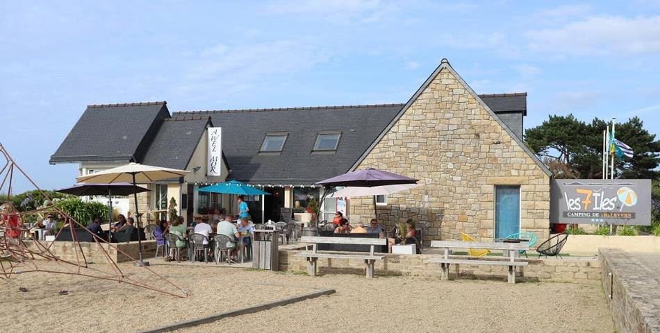 Location de vacances pour 6 personnes, avec vue ainsi que piscine et jardin, animaux acceptés à Port l'Épine - 2